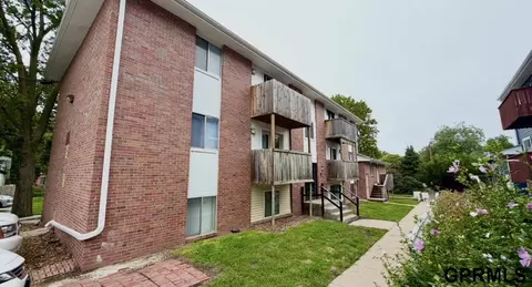 2125 A St, Lincoln, NE 68502