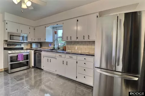 Kitchen - 513 E Grant St, Hooper, NE 68031 photo 3 of 3