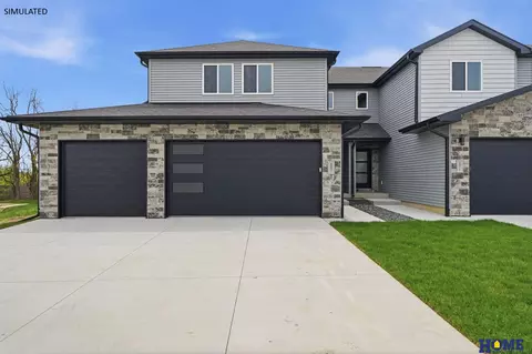 8846 Peregrine Rd, Lincoln, NE 68505