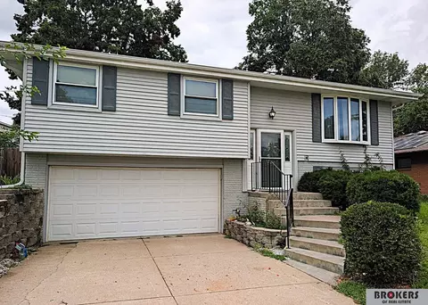 2035 N 73 St, Lincoln, NE 68505