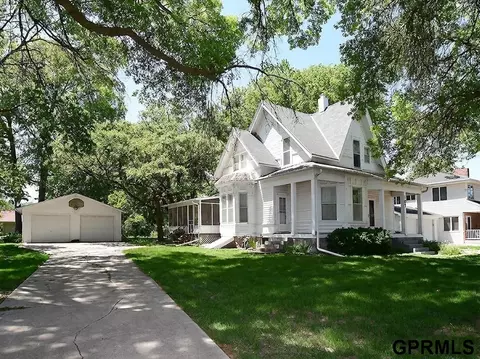 107 Oneida St, Milford, NE 68405