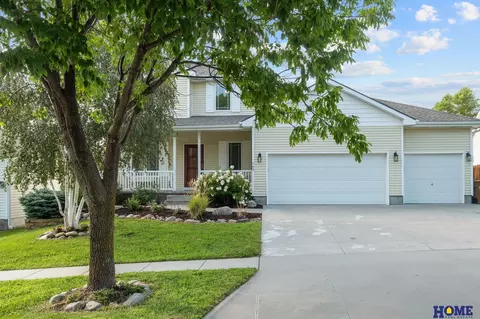 143 W Lombard Dr, Lincoln, NE 68521