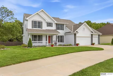 11909 S 47 St, Papillion, NE 68133