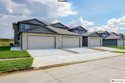 10741 N 149th St, Waverly, NE 68462