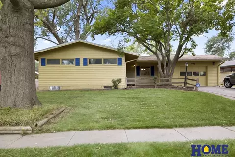 441 Mulder Dr, Lincoln, NE 68510