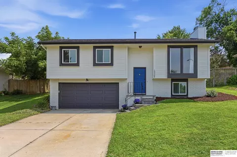 13005 Crown Point Ave, Omaha, NE 68164