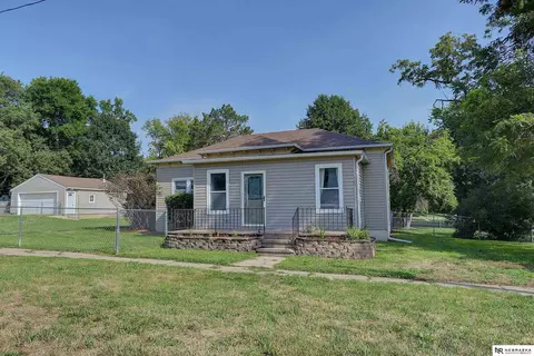 505 N 5th St, Arlington, NE 68002