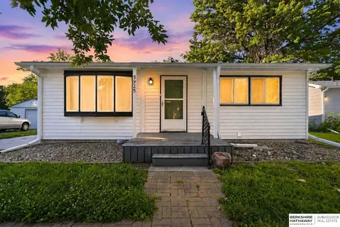 5925 Tangeman Ter, Lincoln, NE 68505