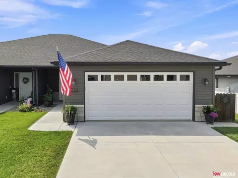 4823 N 36th St, Lincoln, NE 68524
