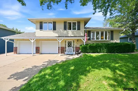 9506 Sprague St, Omaha, NE 68134