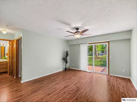 Living - 311 E 17th Ave, Bellevue, NE 68005 photo 5 of 5