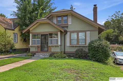 2581 Titus Ave, Omaha, NE 68112