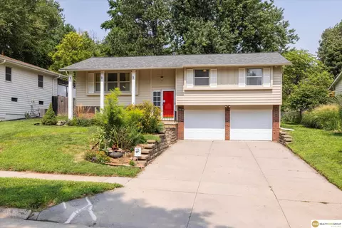 13358 Trendwood Dr, Omaha, NE 68144