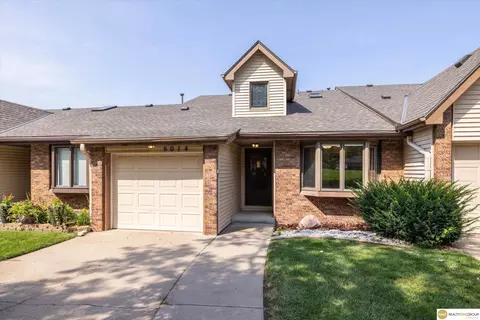 5014 S 83 Ter, Ralston, NE 68127