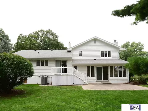 1424 S 117th St, Omaha, NE 68144