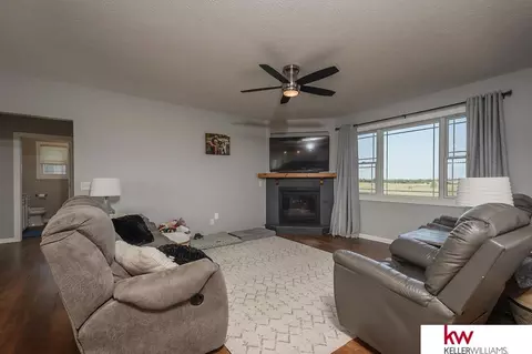 Living - 114 Sunset Dr, Hebron, NE 68370 photo 1 of 2
