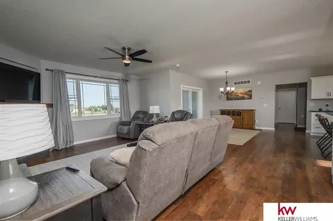 Living - 114 Sunset Dr, Hebron, NE 68370 photo 2 of 2