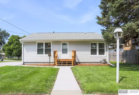 504 N 27th St, Council Bluffs, IA 51501