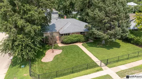 6414-6416 Western Ave, Omaha, NE 68132