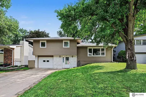 9127 Spaulding St, Omaha, NE 68134
