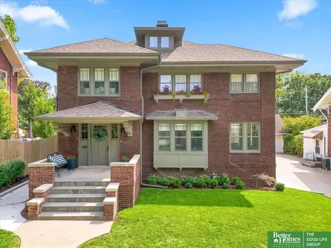 5111 Cass St, Omaha, NE 68132