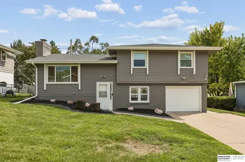 4485 Hillsdale Ave, Omaha, NE 68107