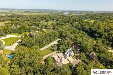 View/Area - 807 Forestview Cir, Bellevue, NE 68005 photo 8 of 10
