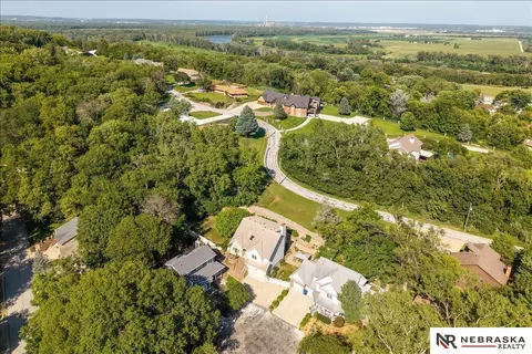 View/Area - 807 Forestview Cir, Bellevue, NE 68005 photo 9 of 10