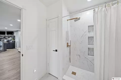 Bath - 6500 Princeton Rd, Firth, NE 68358 photo 11 of 12