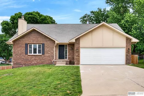 13201 S 28th St, Bellevue, NE 68123