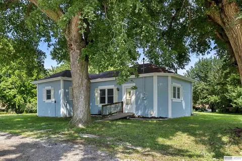 3004 Allmon Ln, Missouri Valley, IA 51555