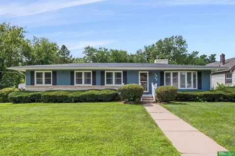 1812 Madison St, Bellevue, NE 68005