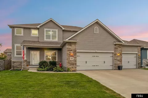4926 N 205th St, Elkhorn, NE 68022