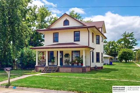 503 Cedar St, Friend, NE 68359