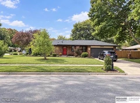 2900 S 53rd St, Lincoln, NE 68506