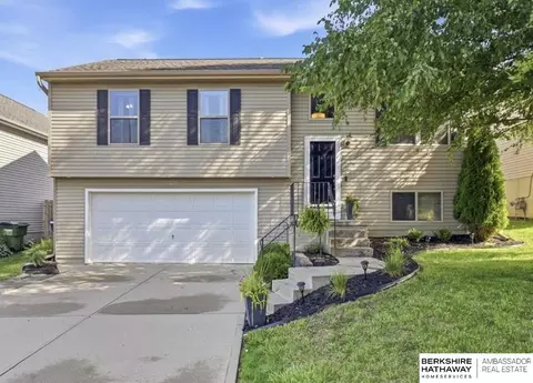 19610 Gail Ave, Omaha, NE 68135