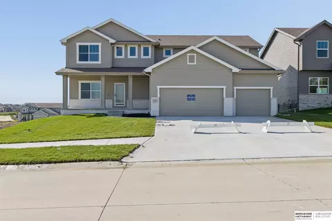 21427 Y St, Elkhorn, NE 68022