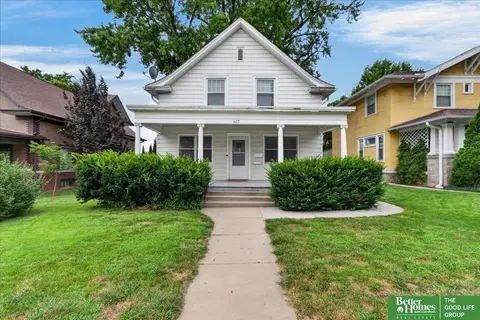 617 S 28th St, Lincoln, NE 68510