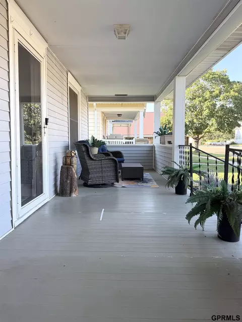 Exterior - 505 5th St, Deshler, NE 68340 photo 2 of 7