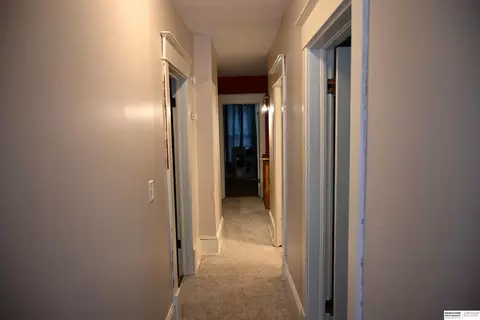 Entry Way - 724 N 10th St, Beatrice, NE 68310 photo 2 of 7
