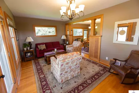 Living - 1915 24 Rd, Gresham, NE 68367 photo 3 of 5