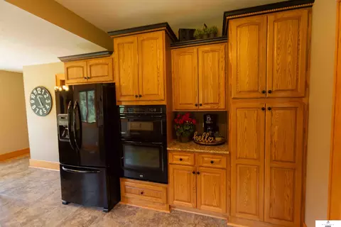Kitchen - 1915 24 Rd, Gresham, NE 68367 photo 5 of 11