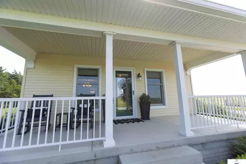 Exterior - 1915 24 Rd, Gresham, NE 68367 photo 3 of 3