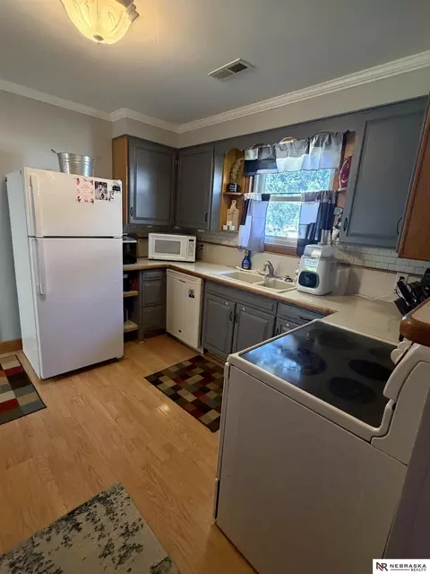 Kitchen - 340 N 5th St, Lyons, NE 68038 photo 3 of 6