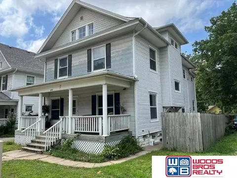 329 S 27th St, Lincoln, NE 68510