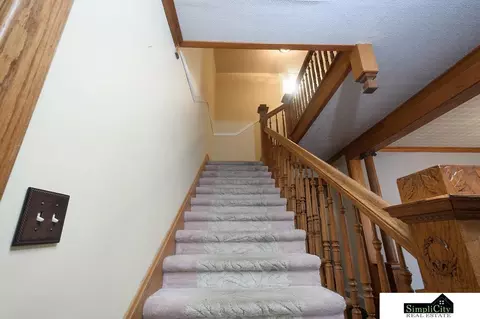 Entry Way - 653 N Dakota St, Superior, NE 68978 photo 2 of 3