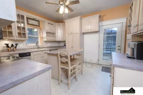 Kitchen - 653 N Dakota St, Superior, NE 68978 photo 1 of 3