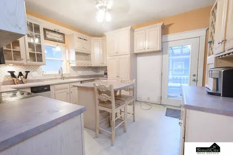 Kitchen - 653 N Dakota St, Superior, NE 68978 photo 3 of 3