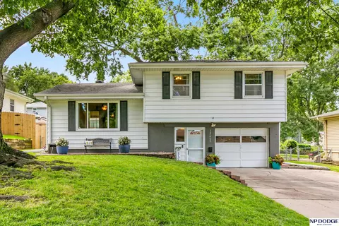 12669 N St, Omaha, NE 68137
