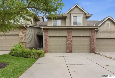 12224 Ida Plz #7-2, Omaha, NE 68142